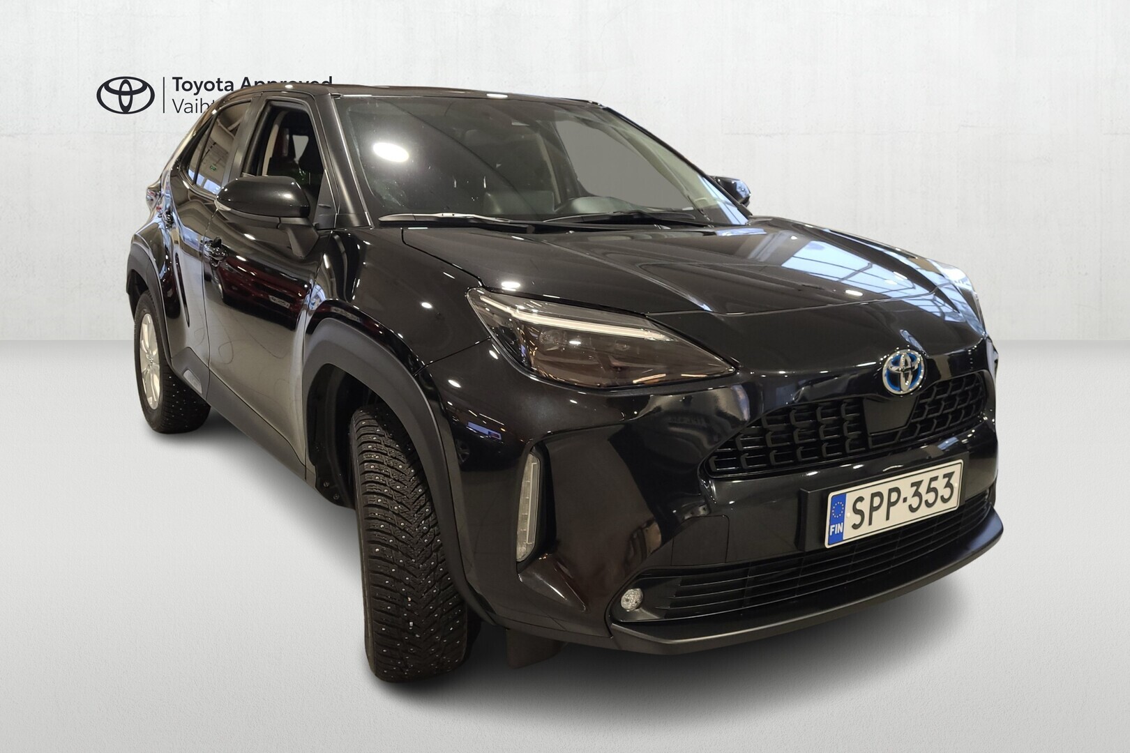 TOYOTA Yaris Cross 2023
