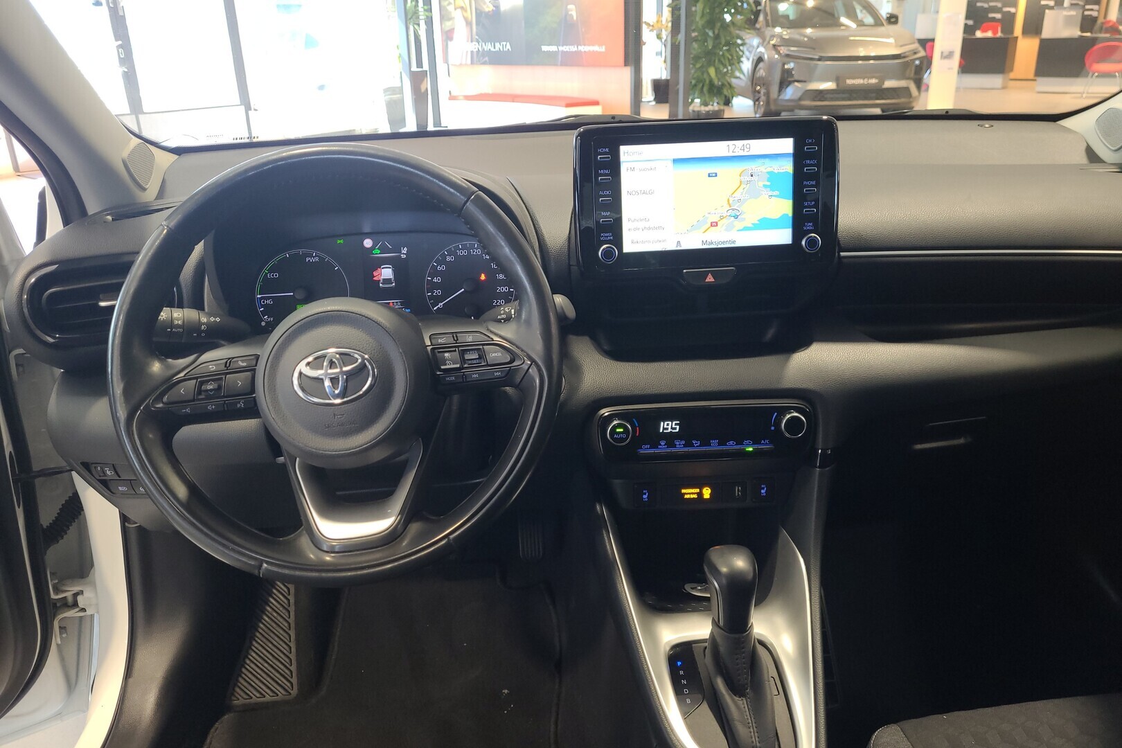 TOYOTA Yaris 2021