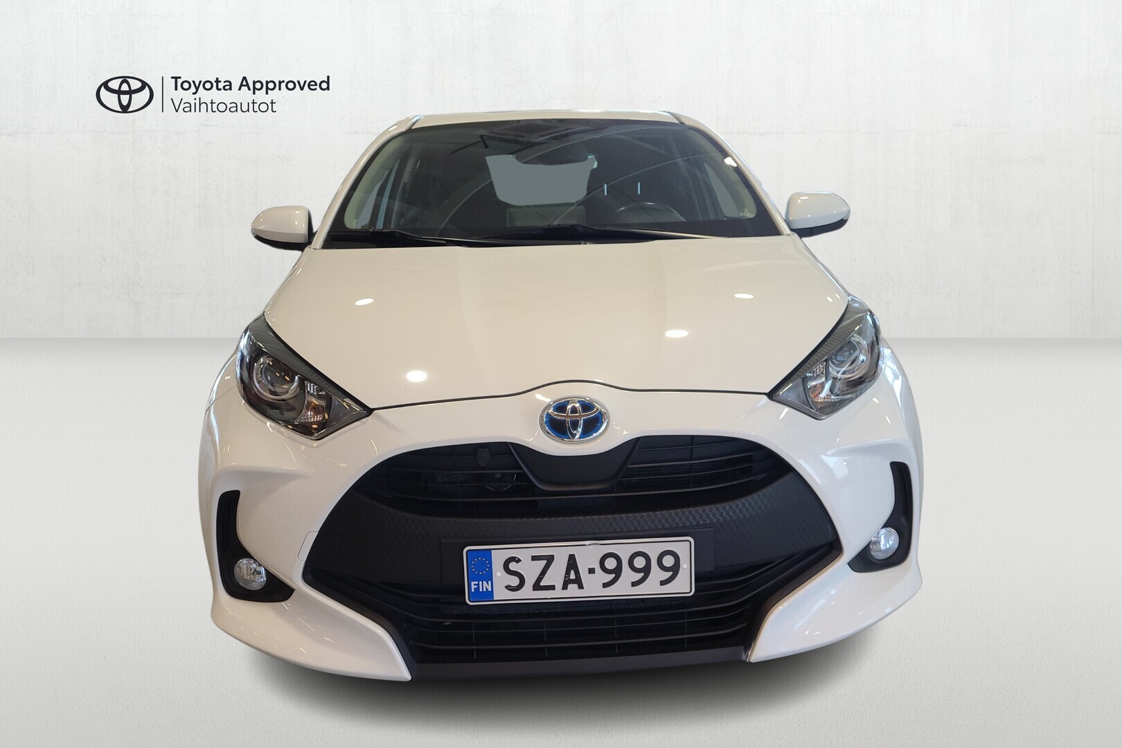 TOYOTA Yaris 2021