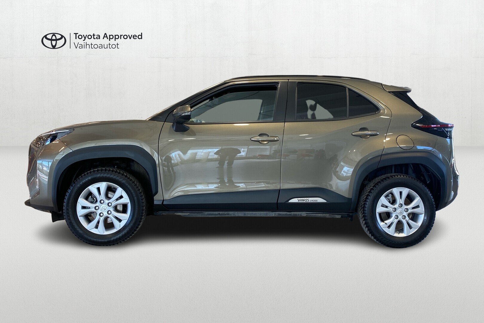 TOYOTA Yaris Cross 2025