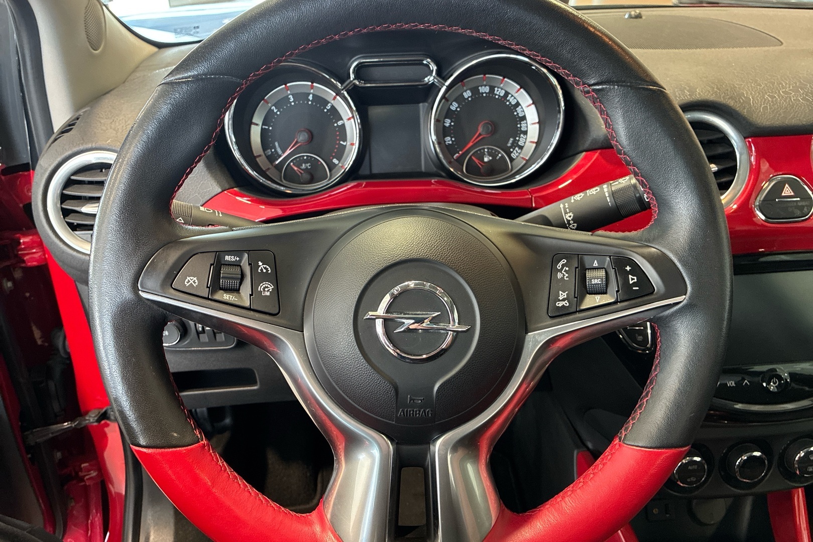 OPEL Adam 2014
