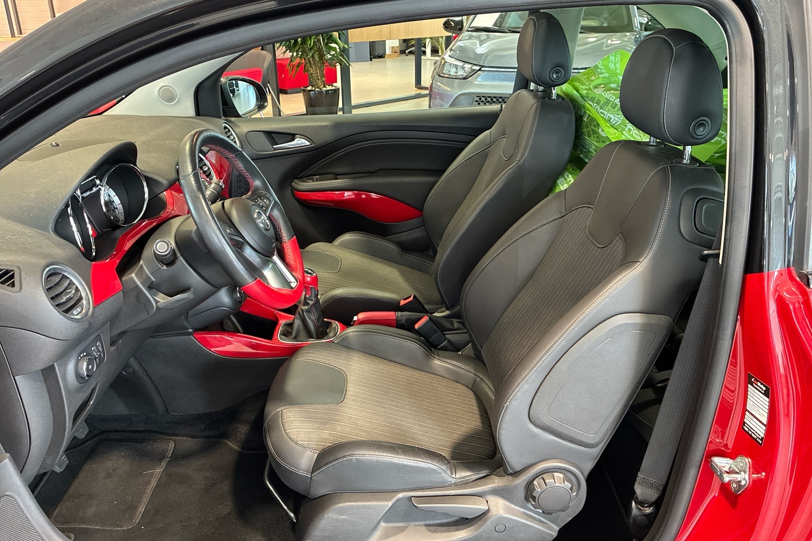 OPEL Adam 2014