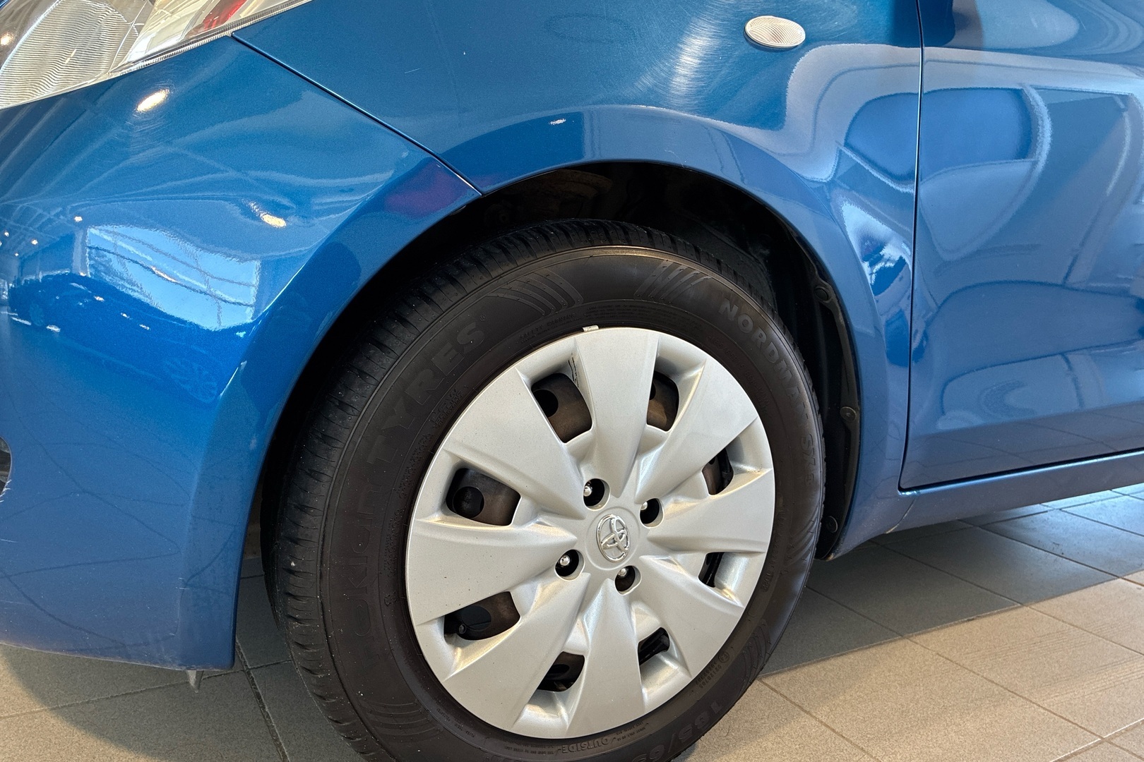 TOYOTA Yaris 2006