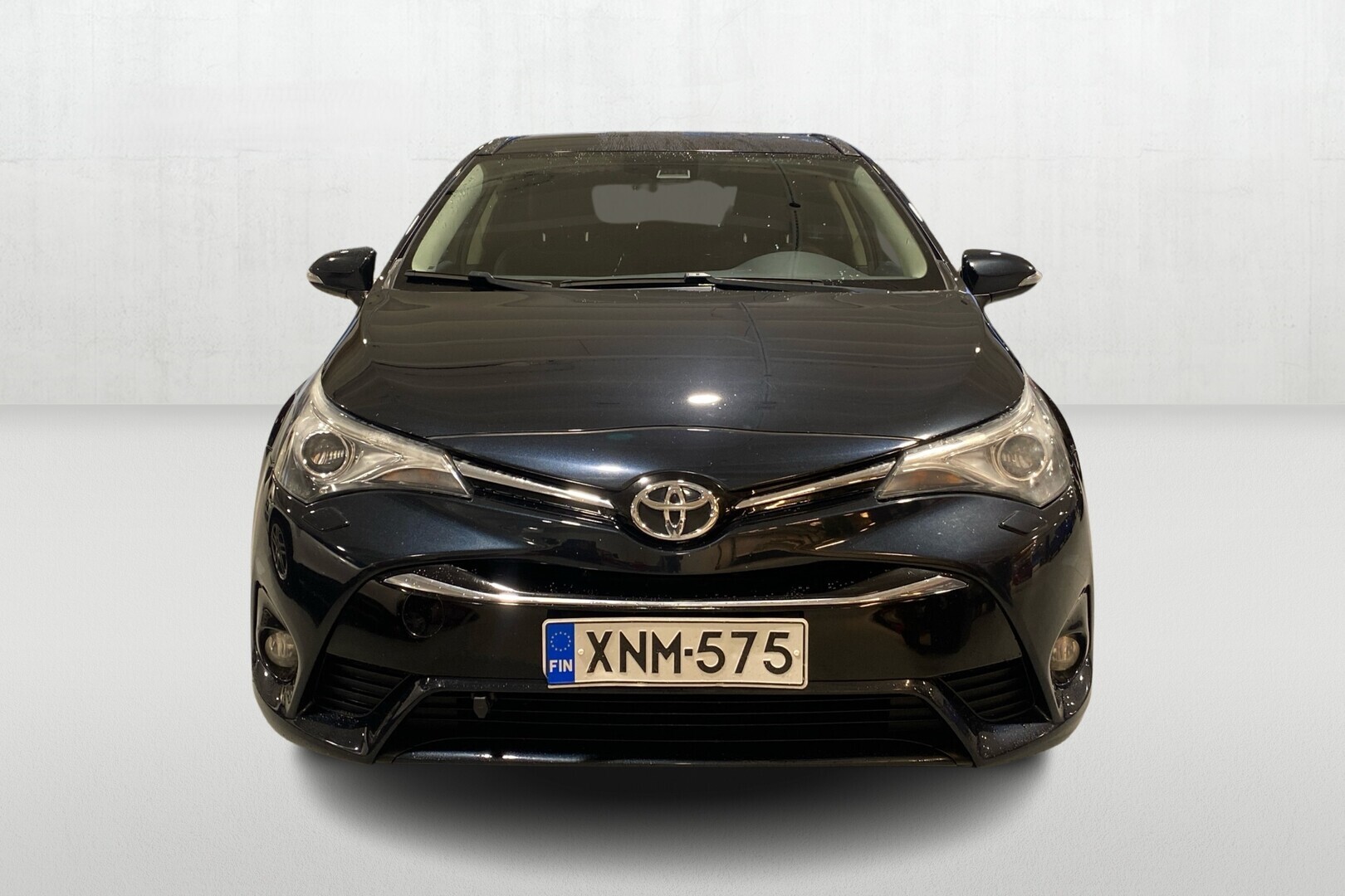 TOYOTA Avensis 2015