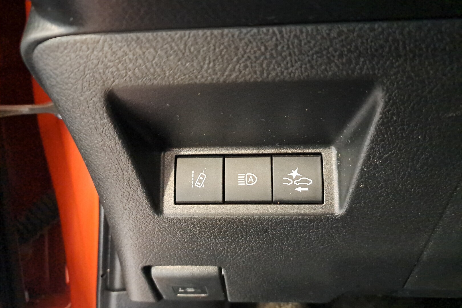 TOYOTA Yaris 2018