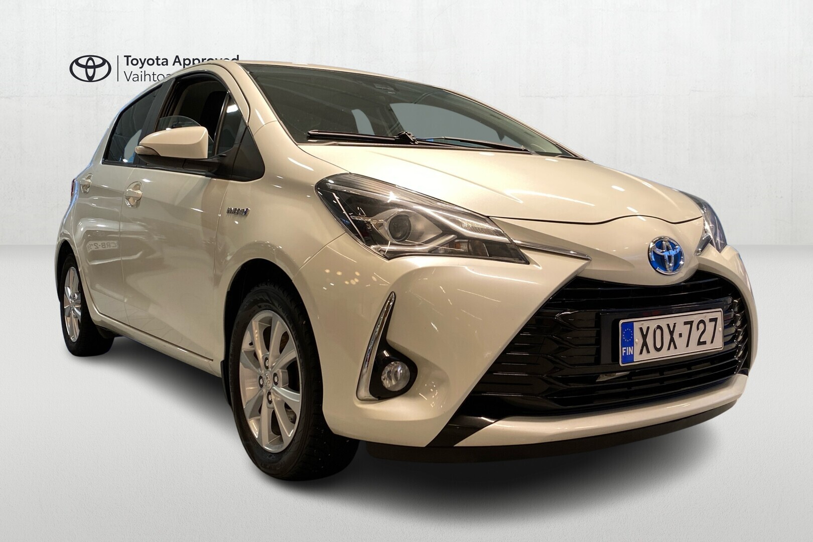 TOYOTA Yaris 2018