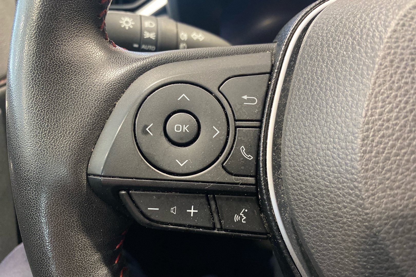 TOYOTA RAV4 Plug-in 2024