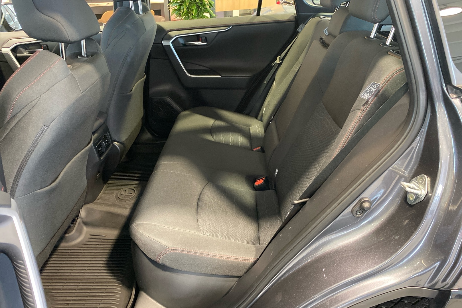 TOYOTA RAV4 Plug-in 2024