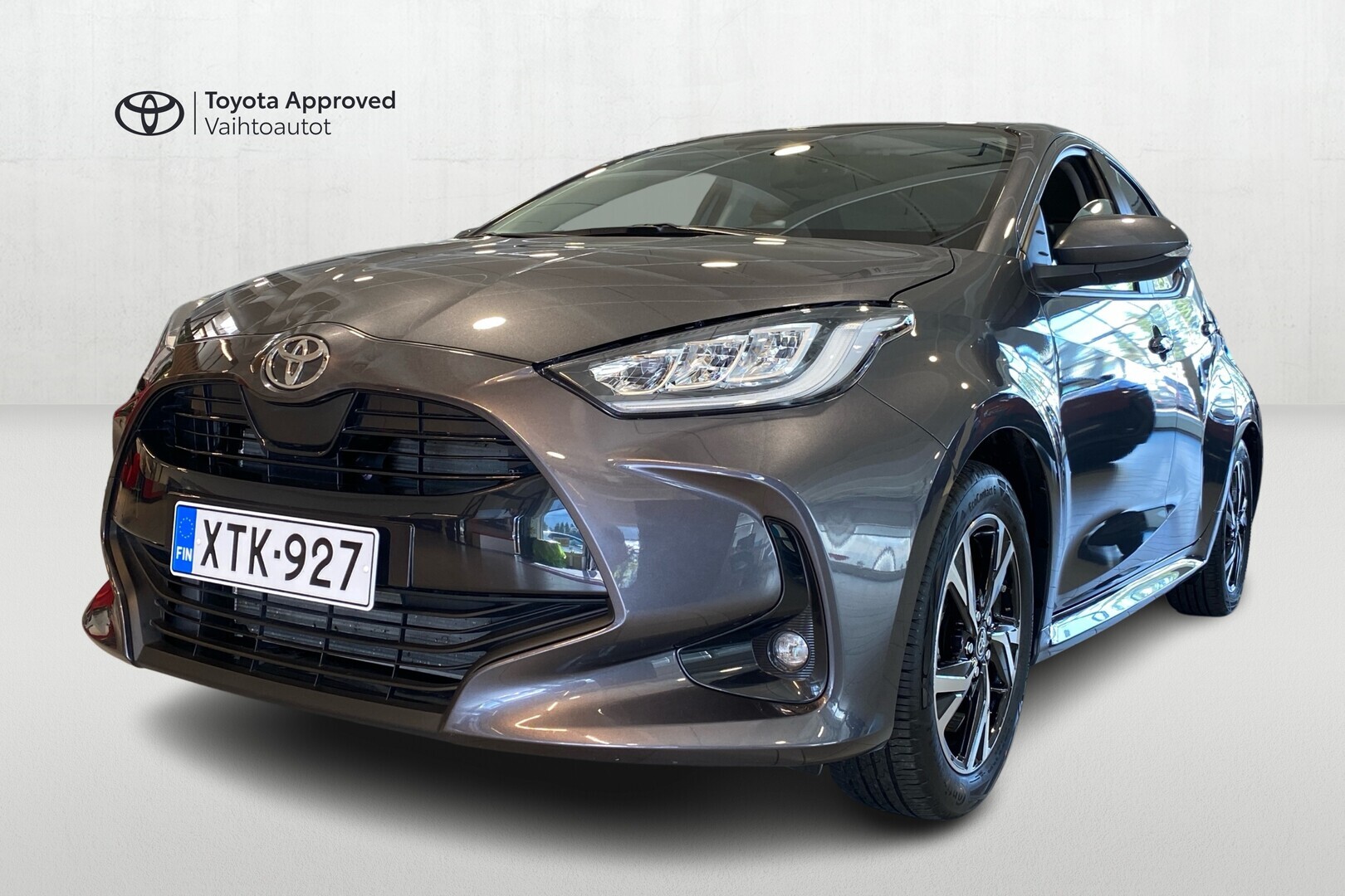 TOYOTA YARIS 2025