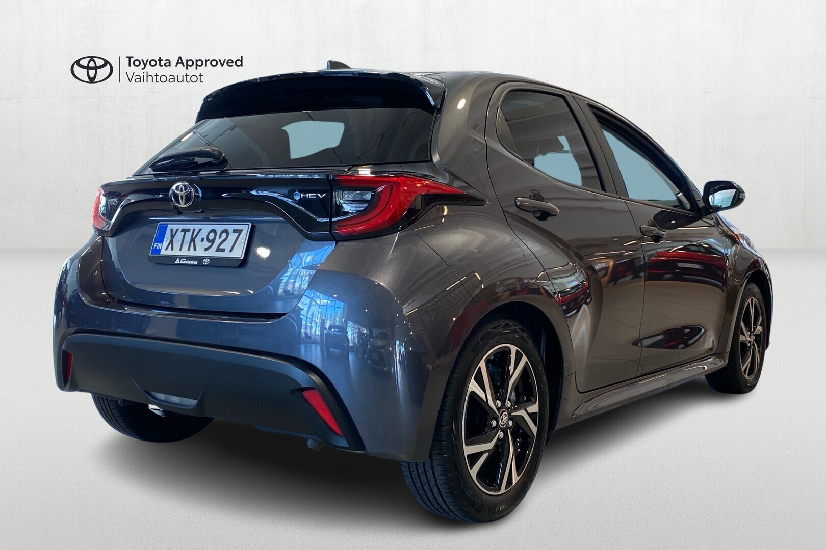 TOYOTA YARIS 2025