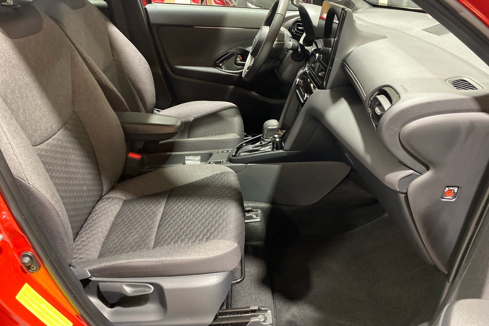 TOYOTA Yaris Cross 2025