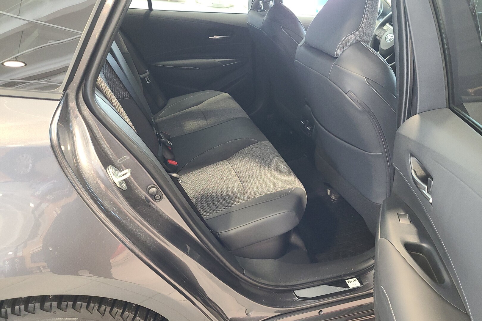TOYOTA COROLLA 2026