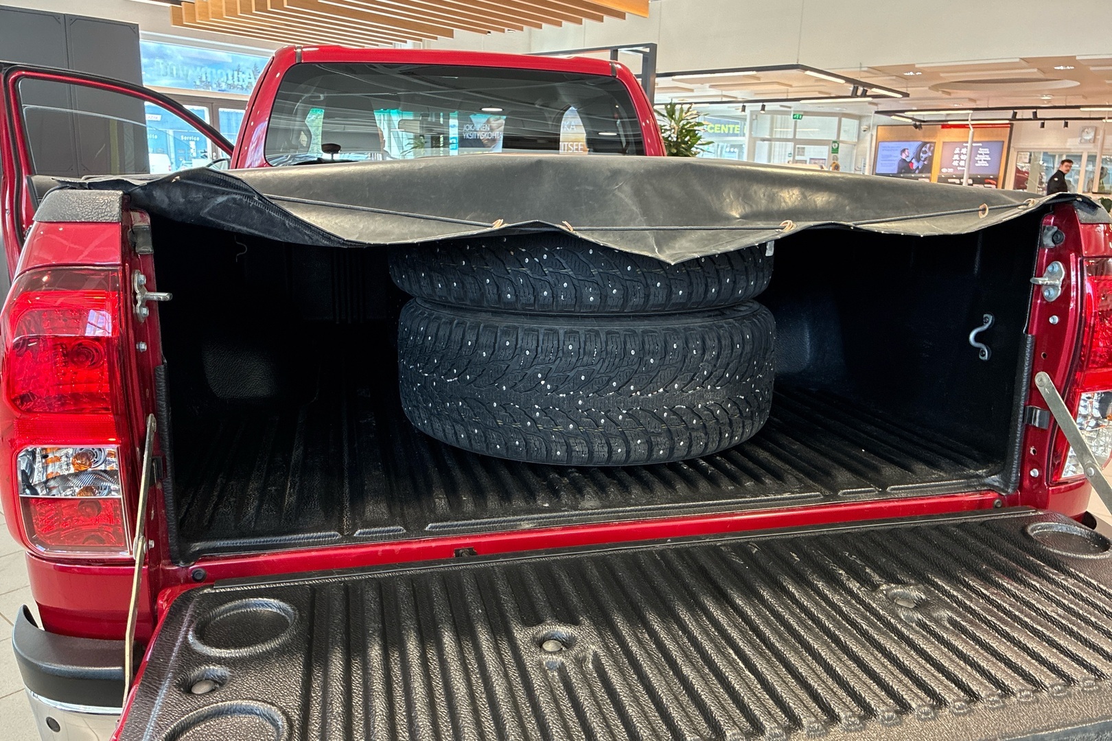 TOYOTA Hilux 2016
