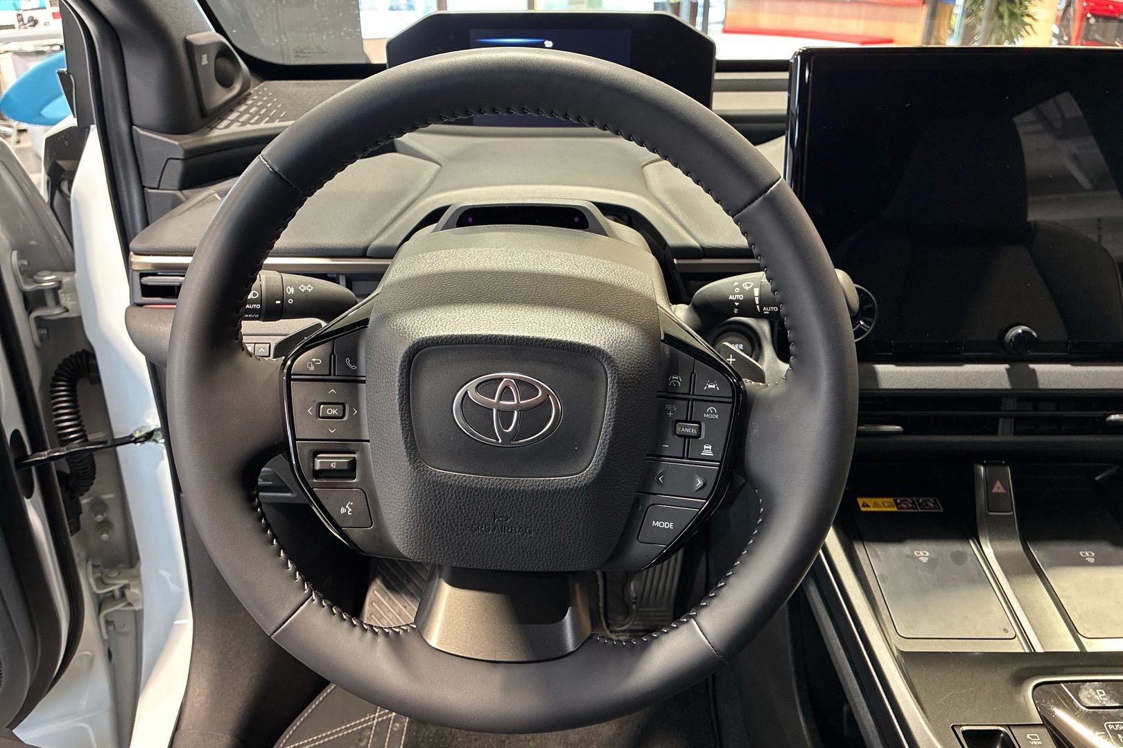 TOYOTA bZ4X 2026