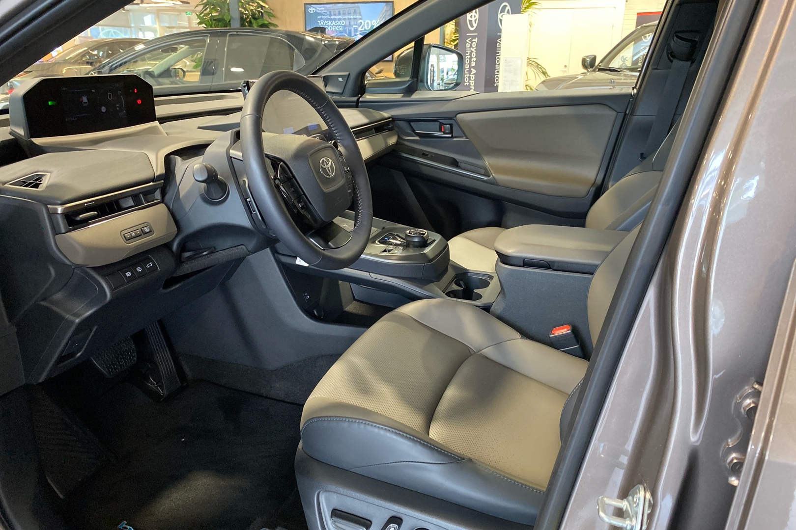 TOYOTA bZ4X Touring 2026