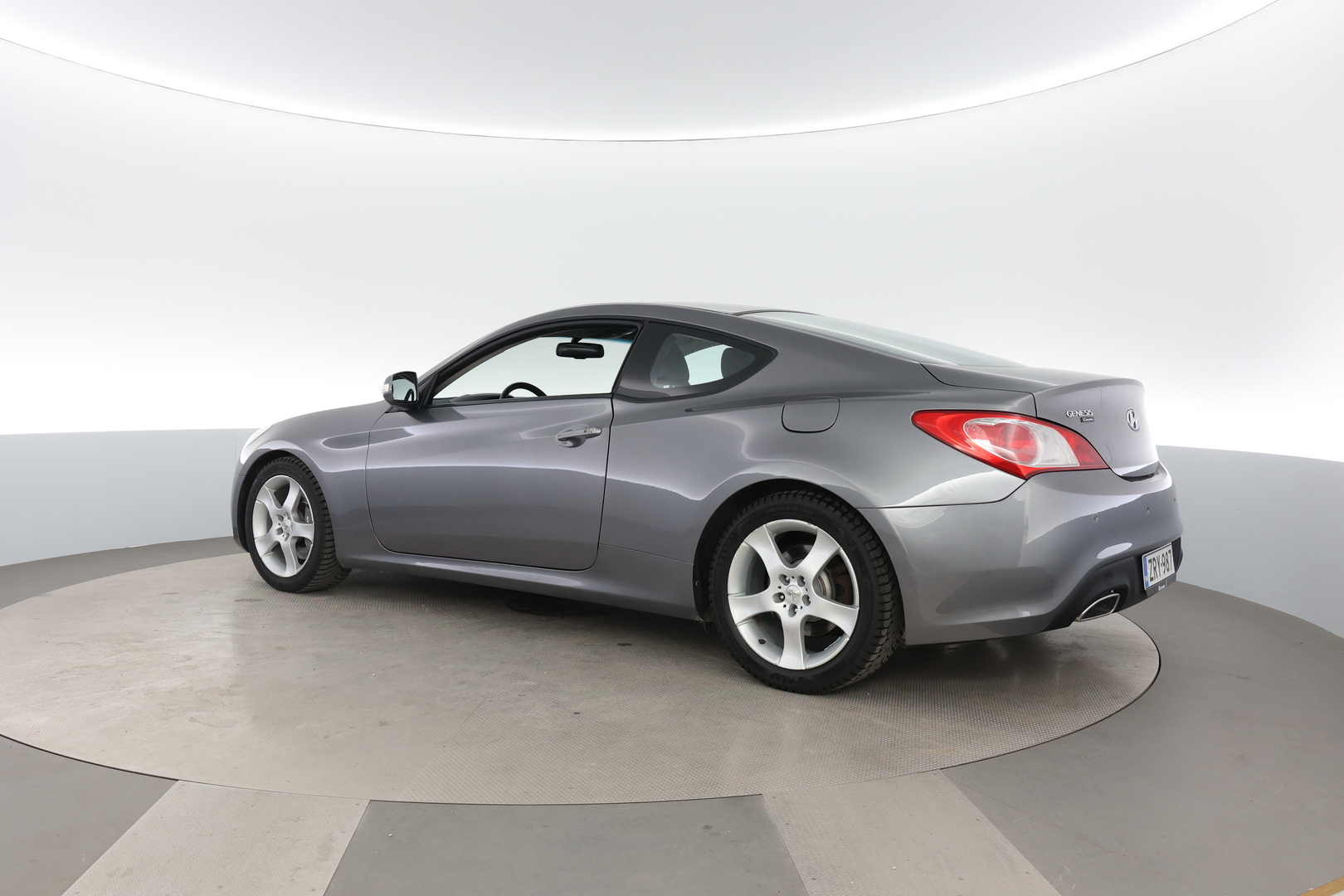 HYUNDAI Genesis Coupe 2011