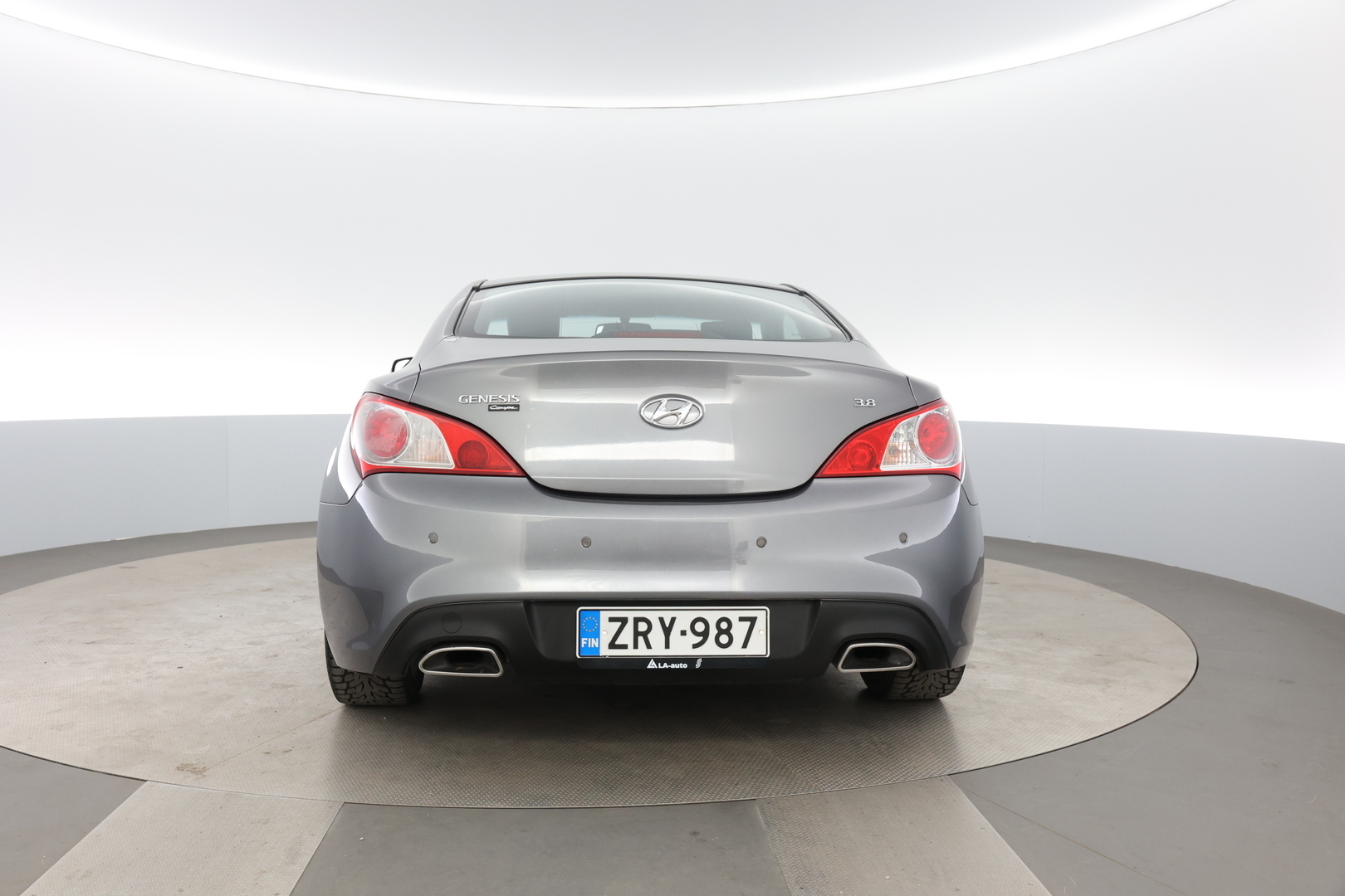 HYUNDAI Genesis Coupe 2011
