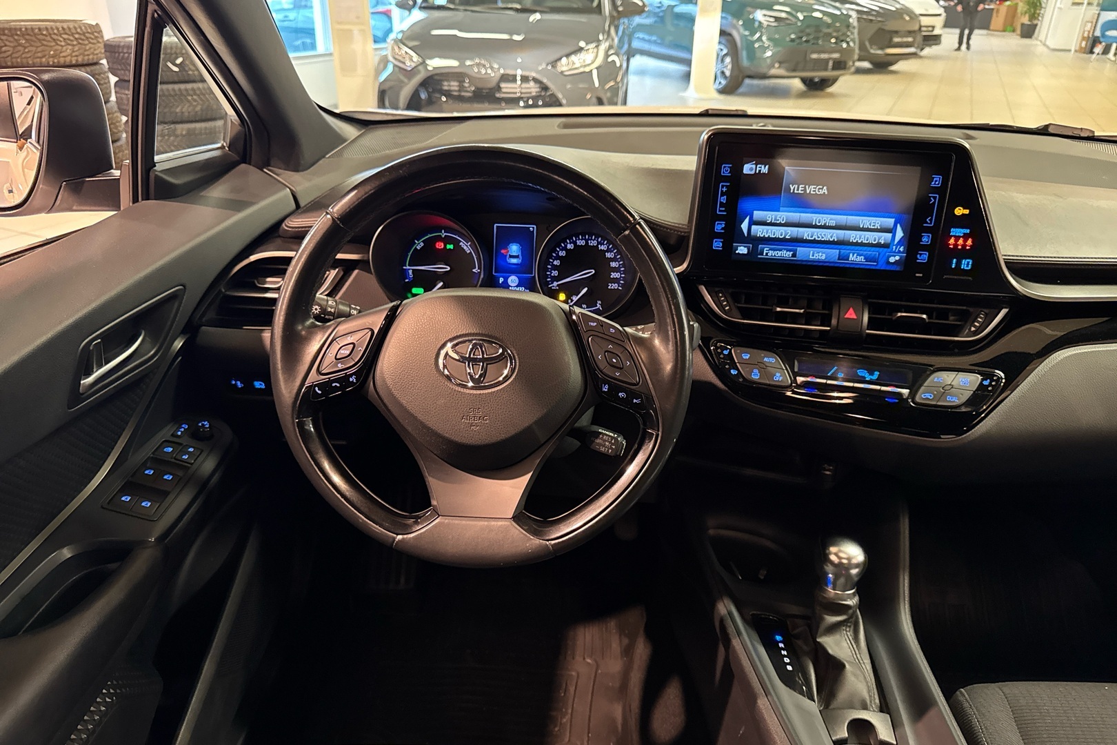 TOYOTA C-HR 2019