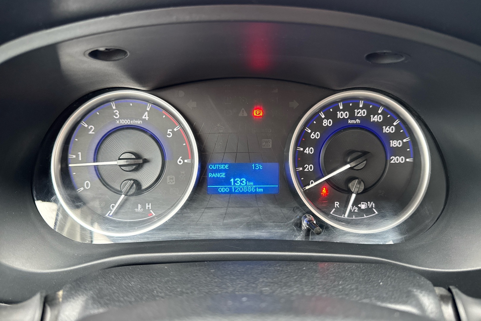 TOYOTA Hilux 2019