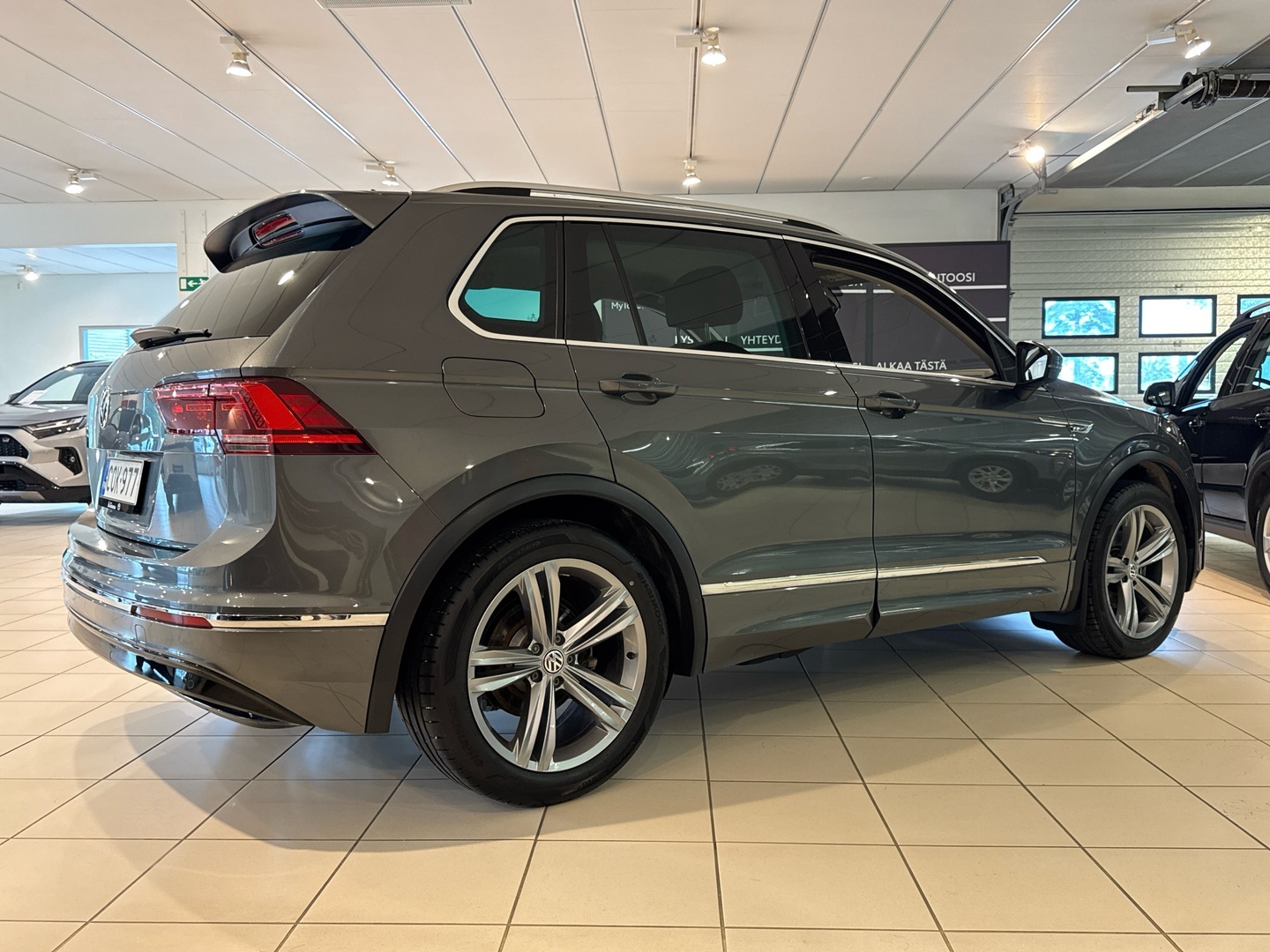 VOLKSWAGEN Tiguan 2020