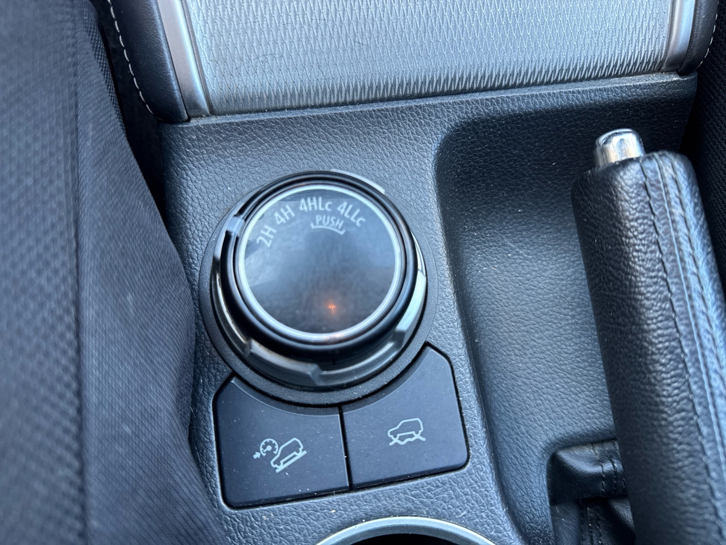 MITSUBISHI L200 2022