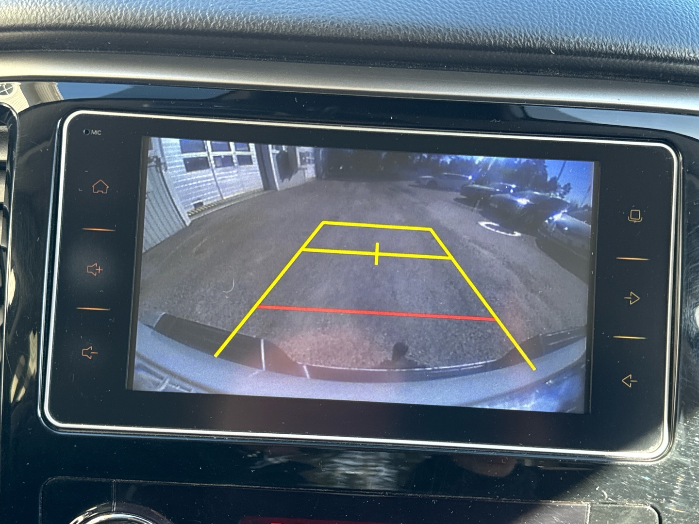 MITSUBISHI L200 2022