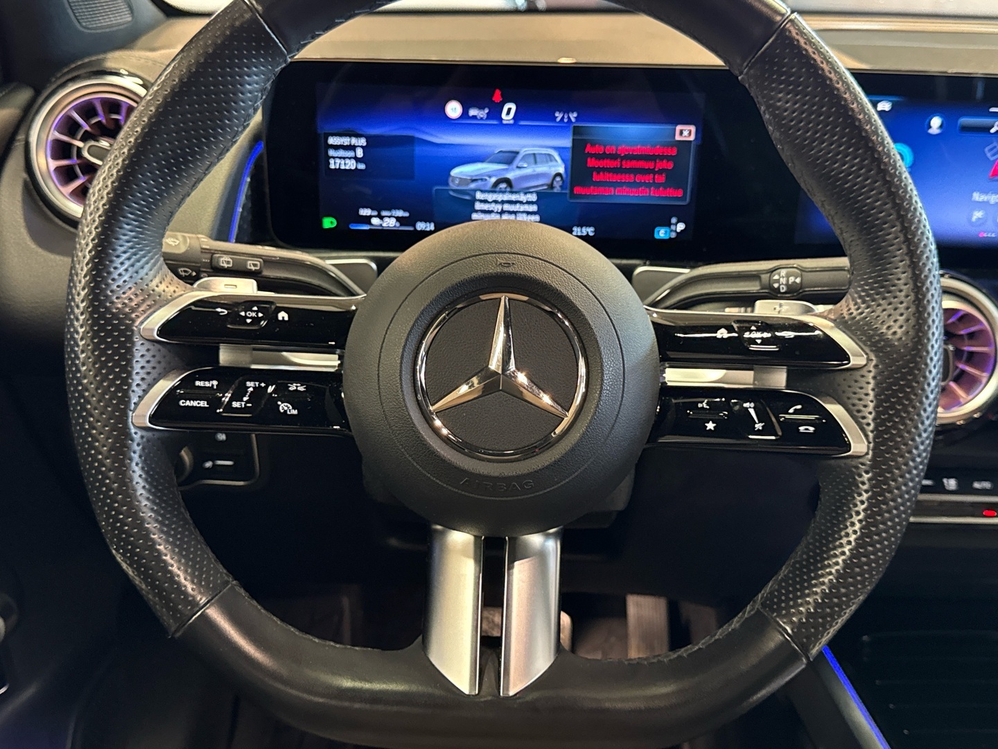 MERCEDES-BENZ EQB 2024