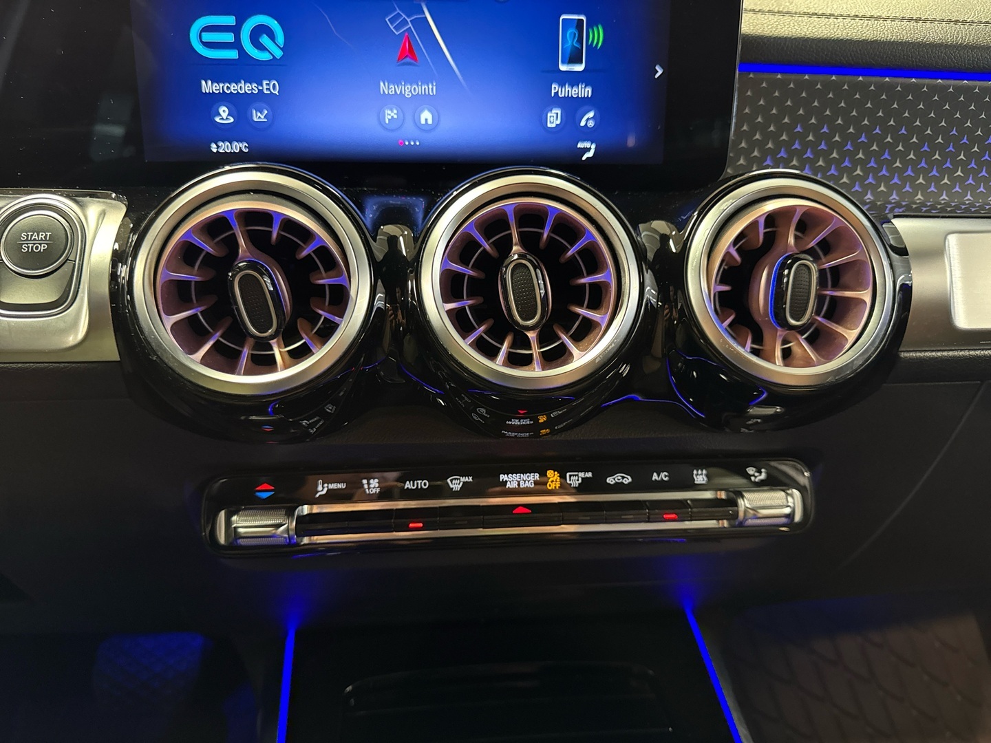 MERCEDES-BENZ EQB 2024