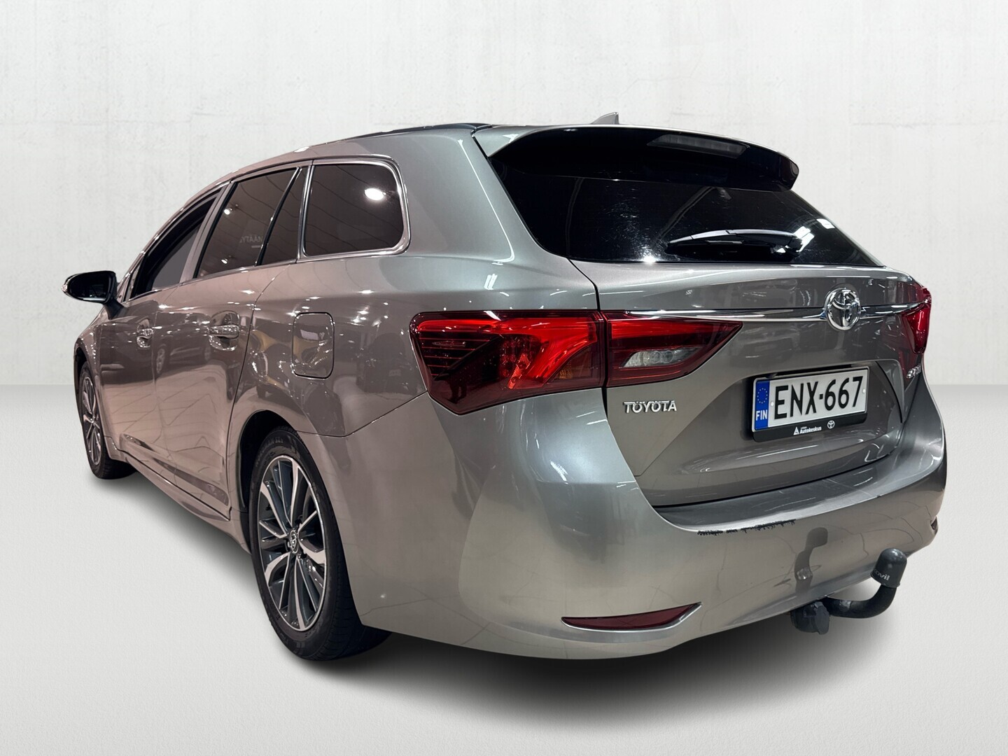 TOYOTA Avensis 2016