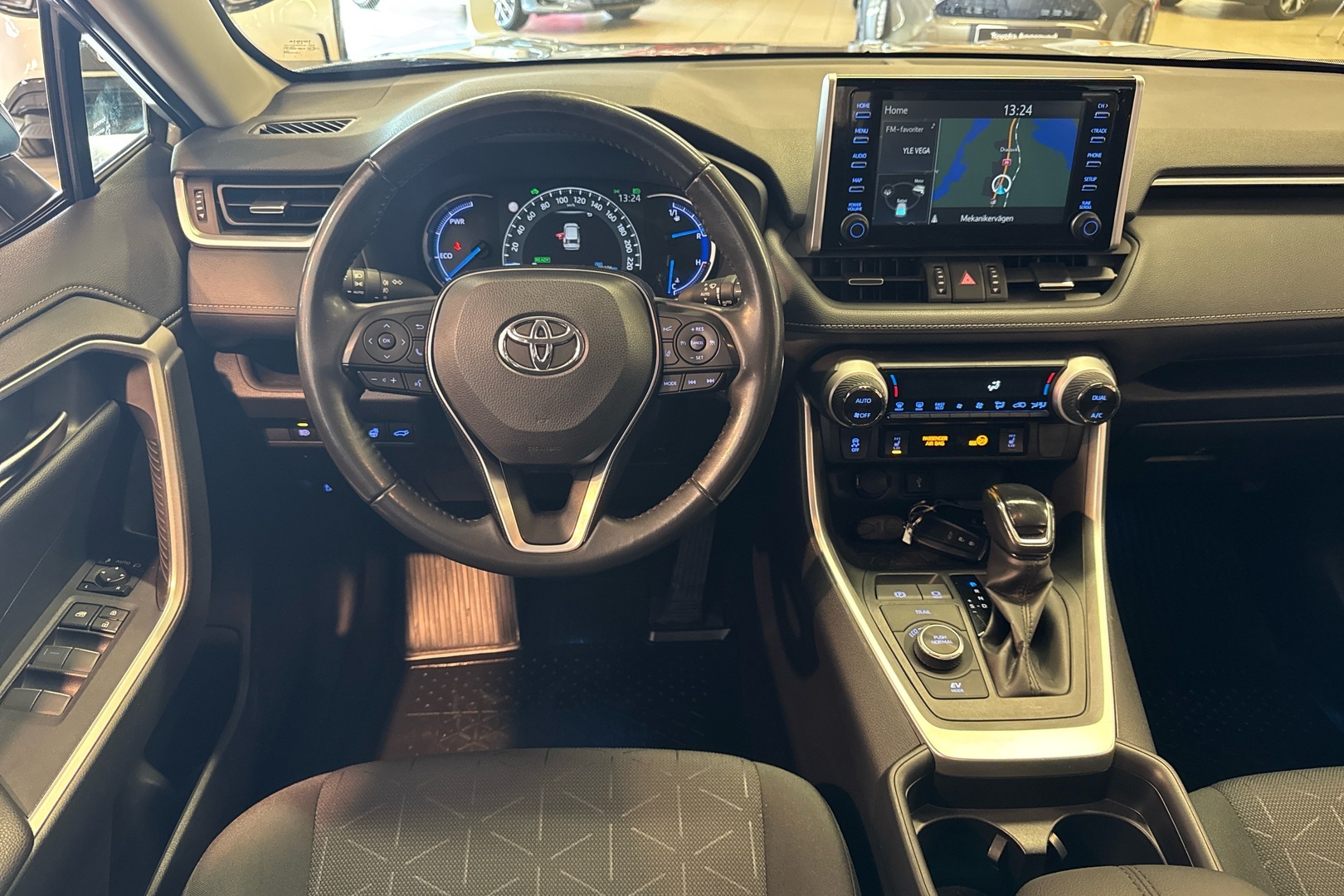 TOYOTA RAV4 2020