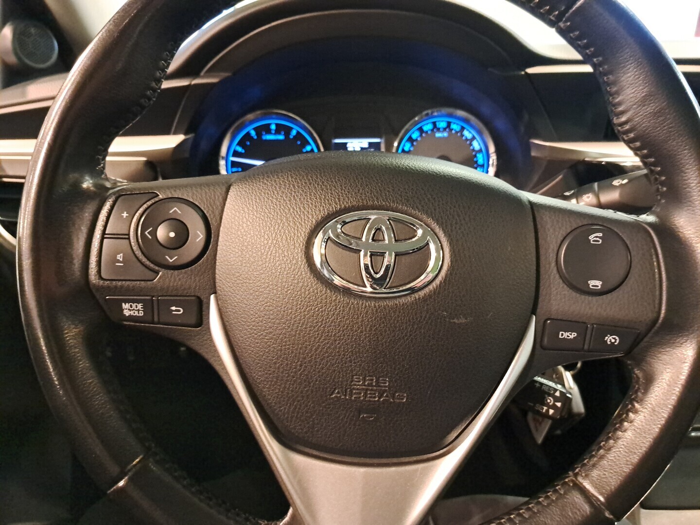 TOYOTA Corolla 2013