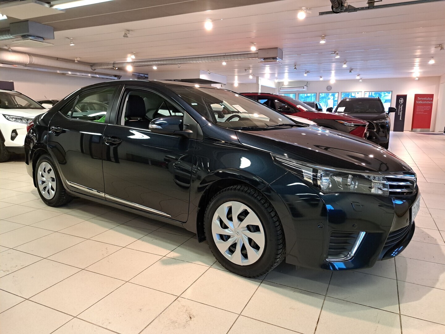 TOYOTA Corolla 2013