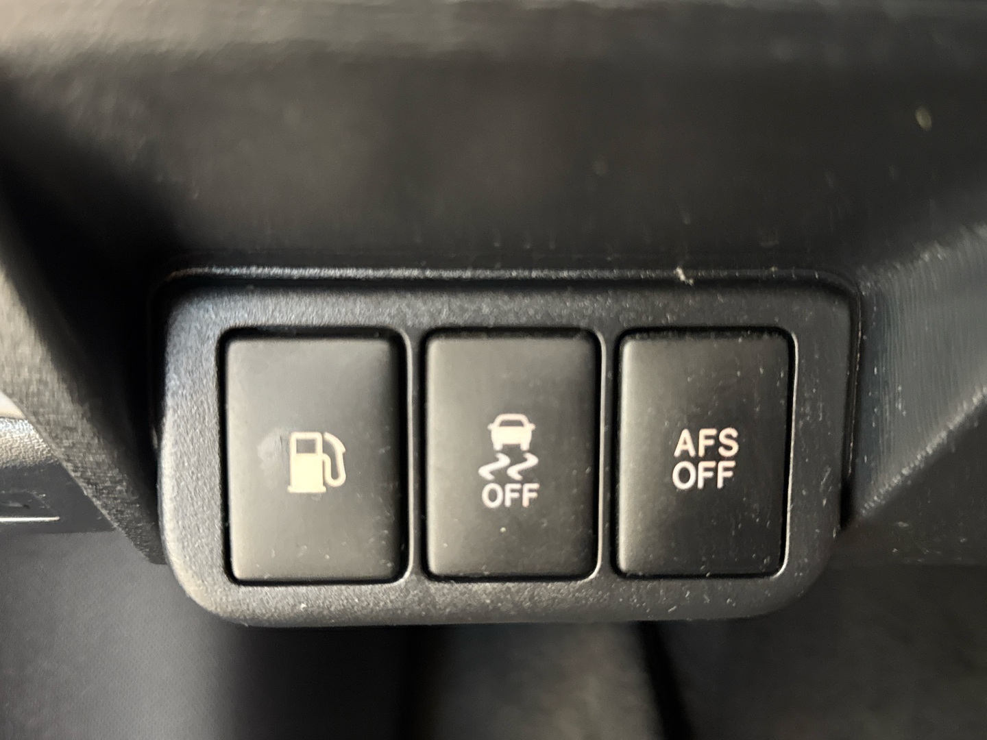 TOYOTA Avensis 2012