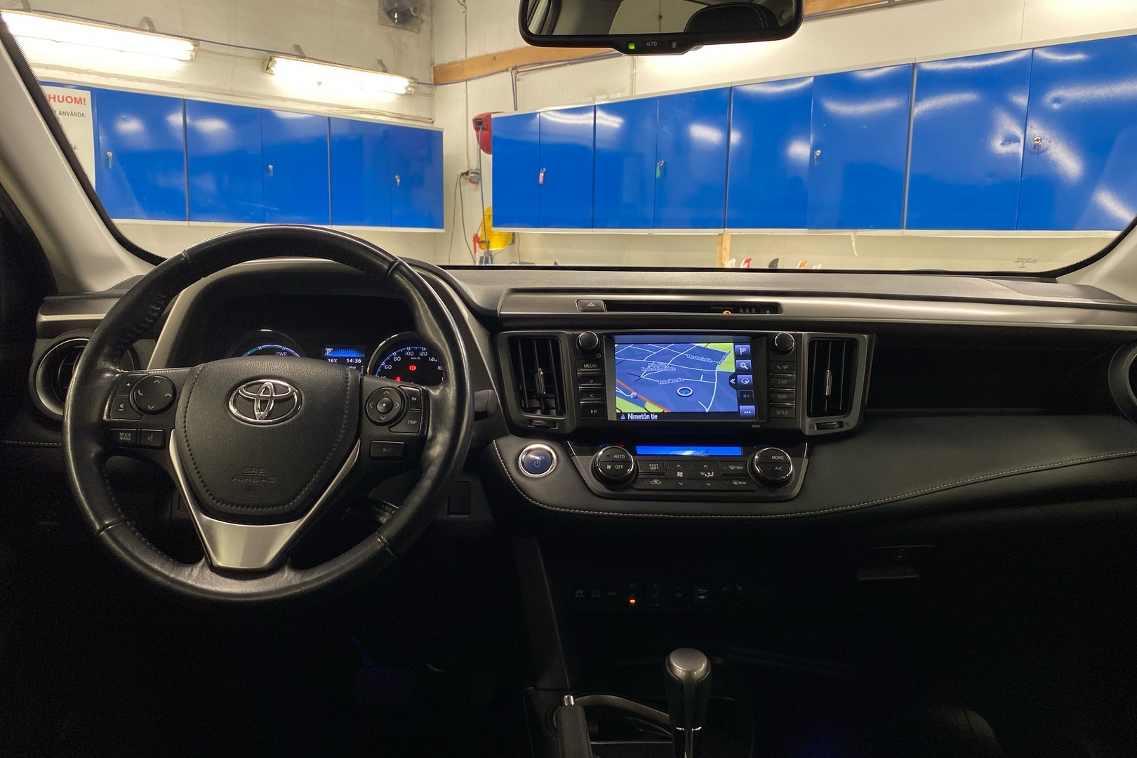 TOYOTA RAV4 2017