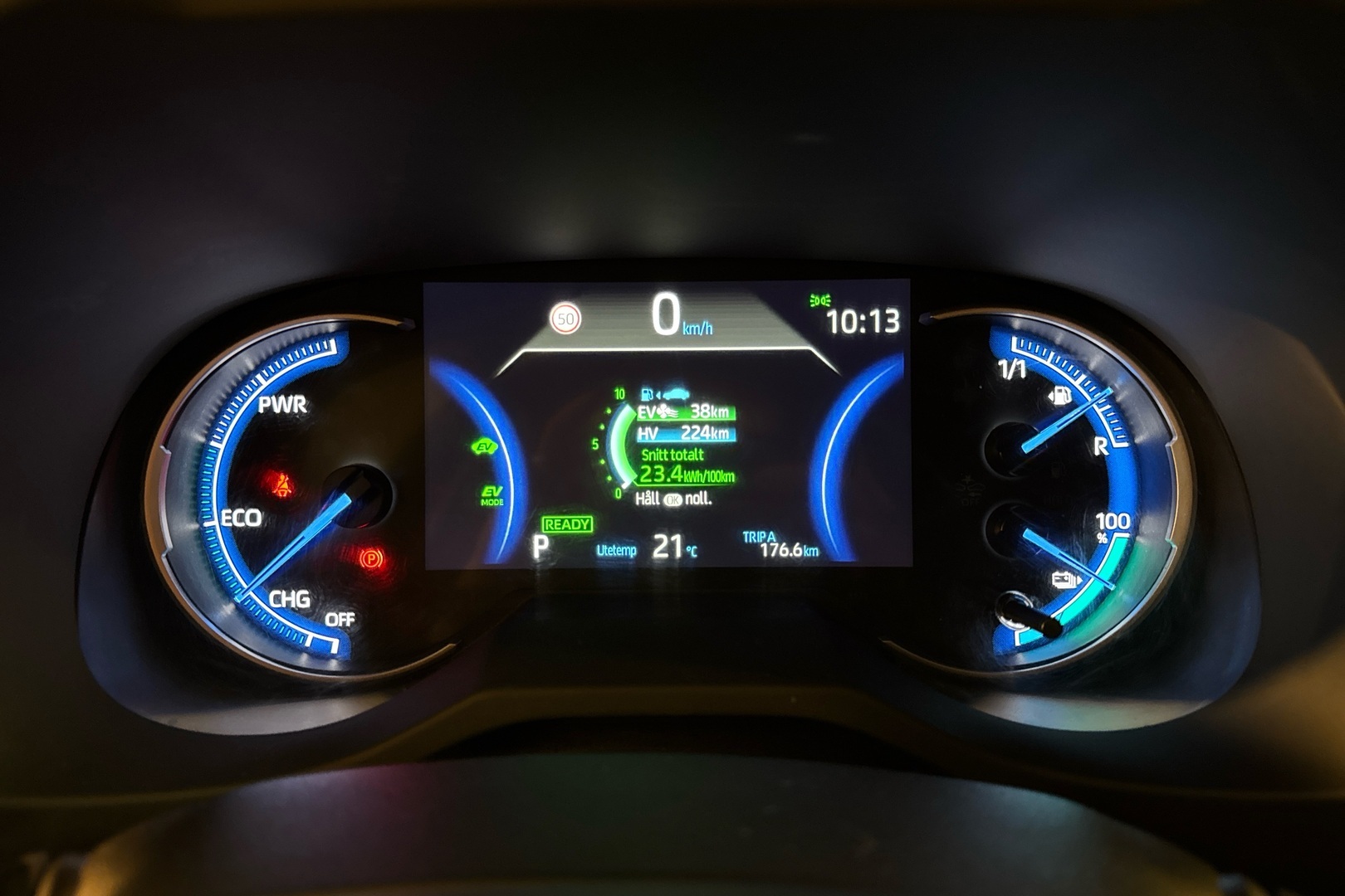 TOYOTA RAV4 Plug-in 2022