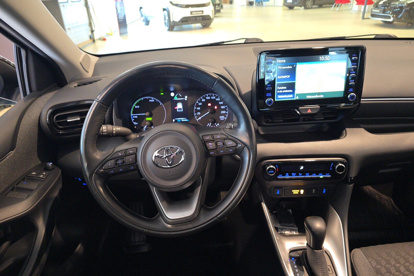 TOYOTA Yaris 2021