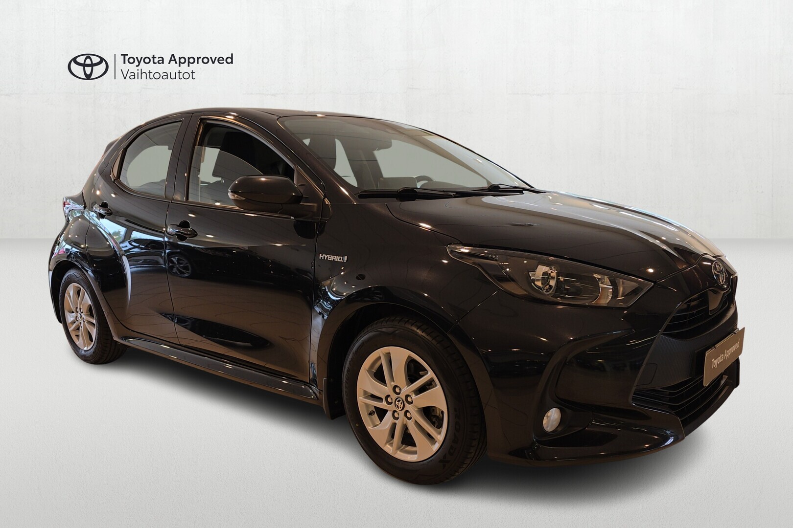 TOYOTA Yaris 2021