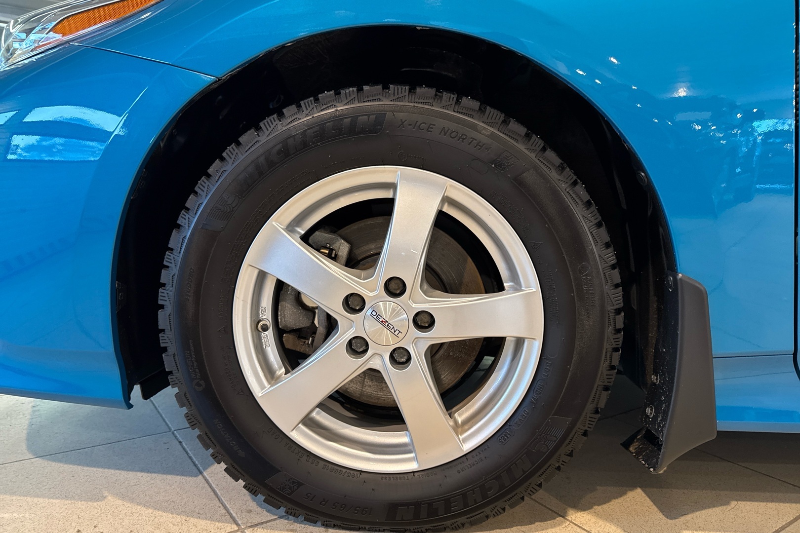 TOYOTA Prius Plug-in 2021