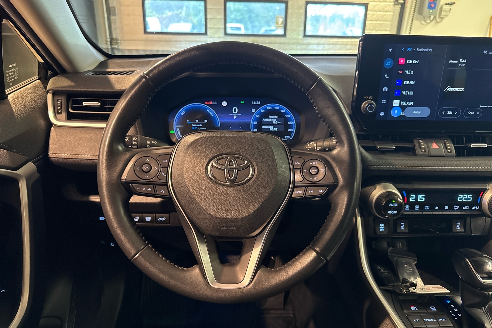 TOYOTA RAV4 2023
