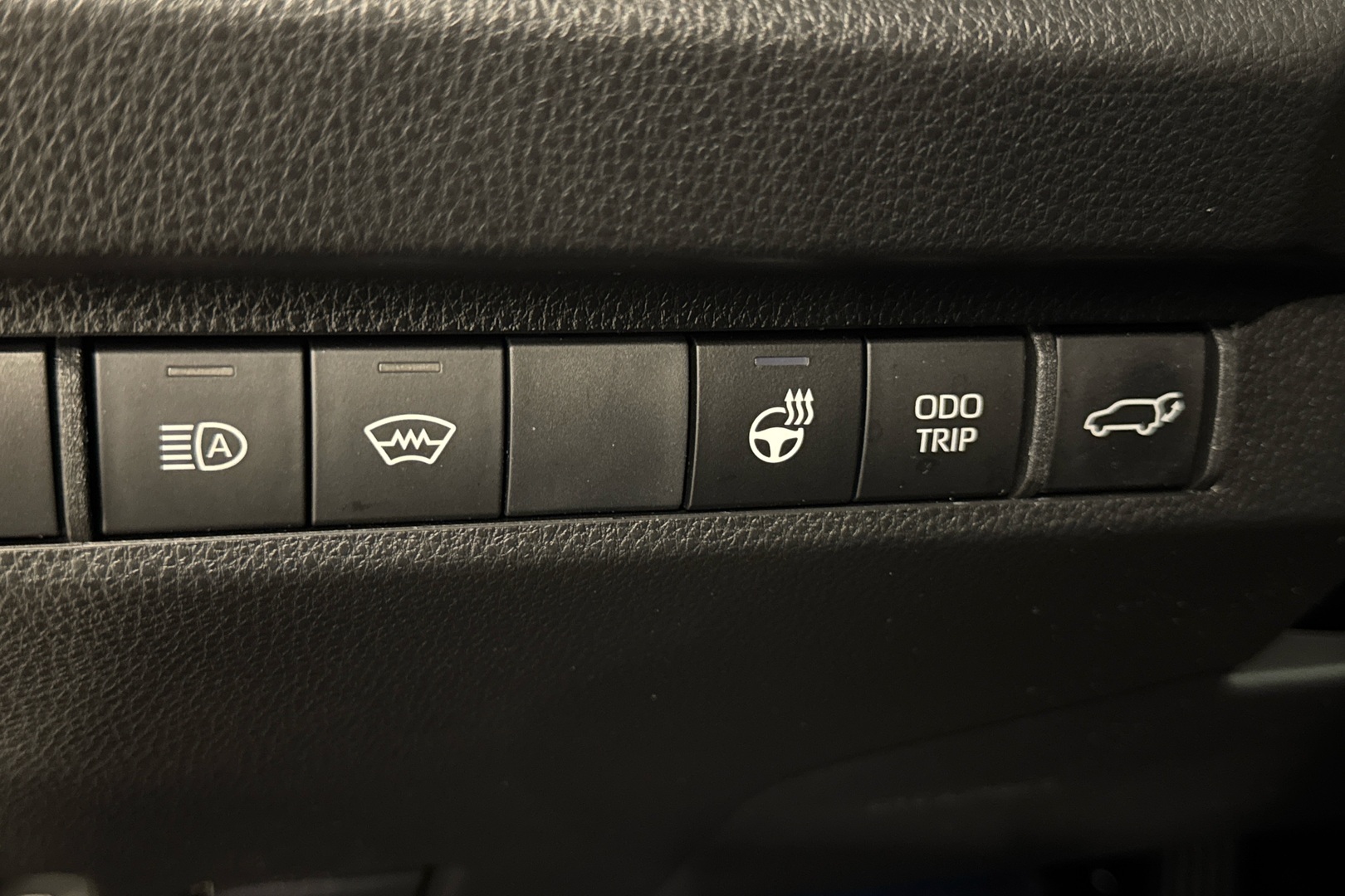 TOYOTA RAV4 2023