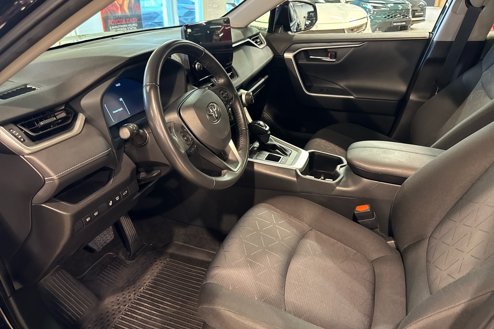 TOYOTA RAV4 2023