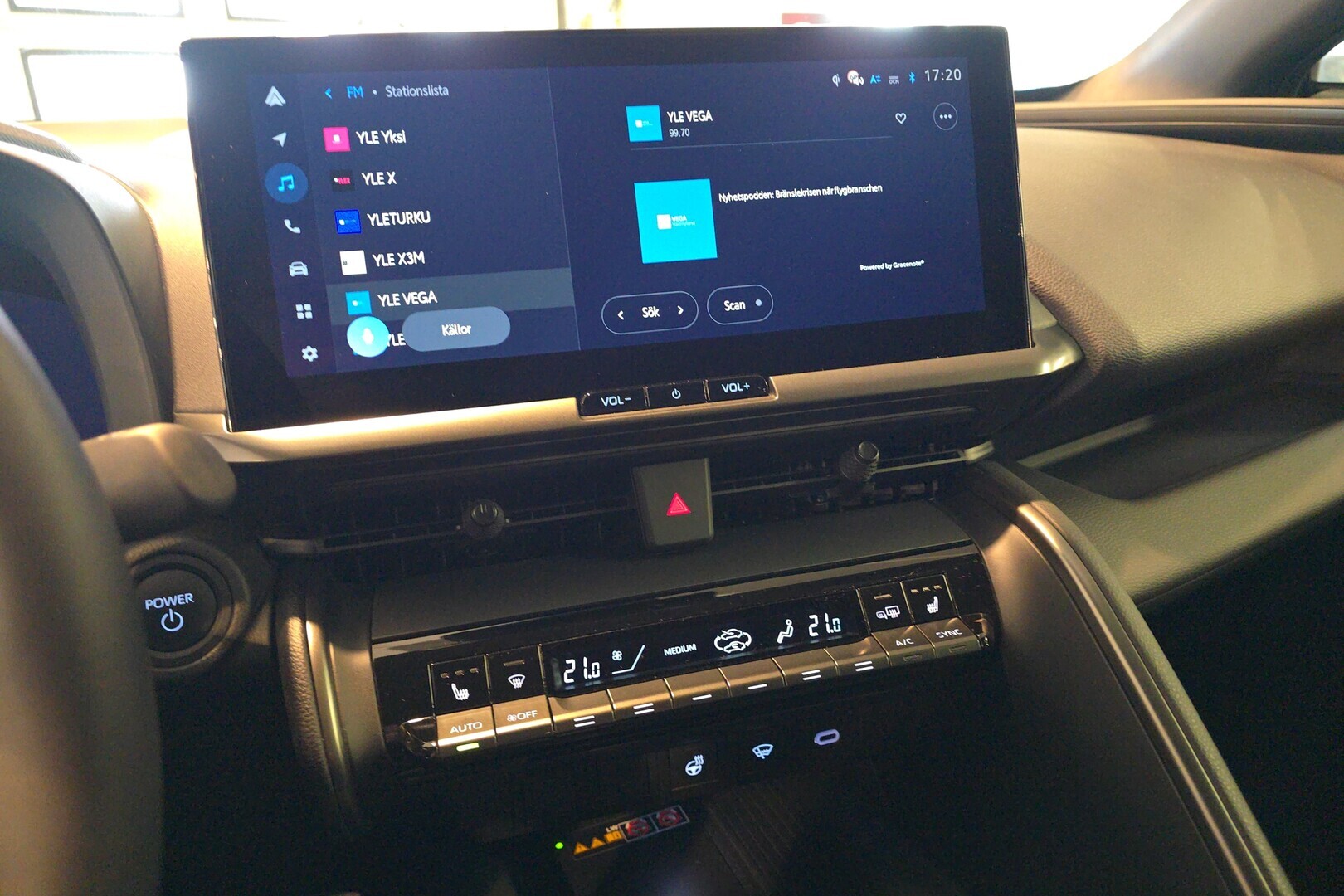 TOYOTA C-HR 2025