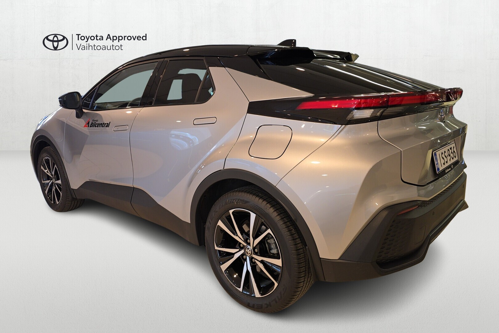 TOYOTA C-HR 2025