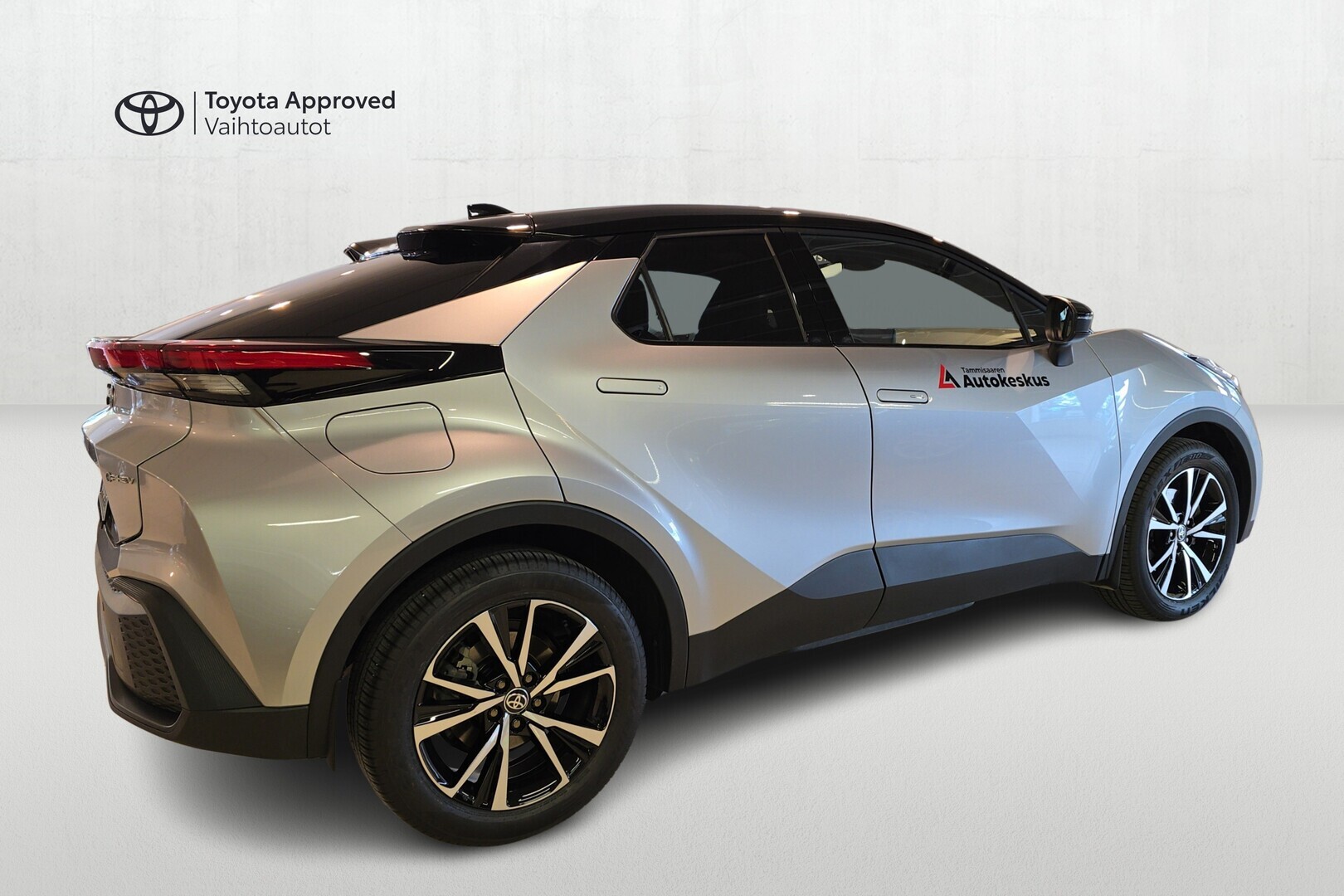 TOYOTA C-HR 2025
