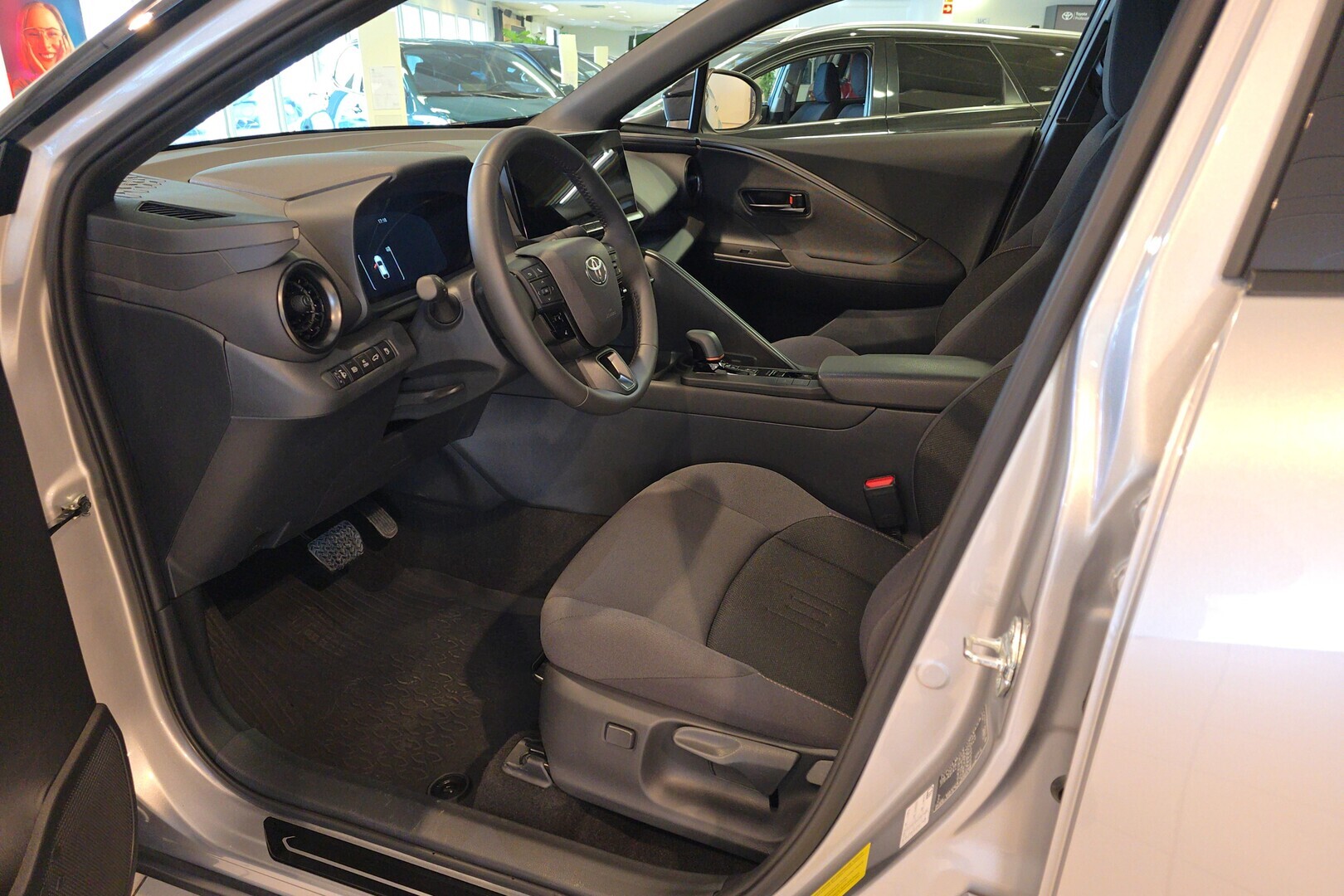 TOYOTA C-HR 2025