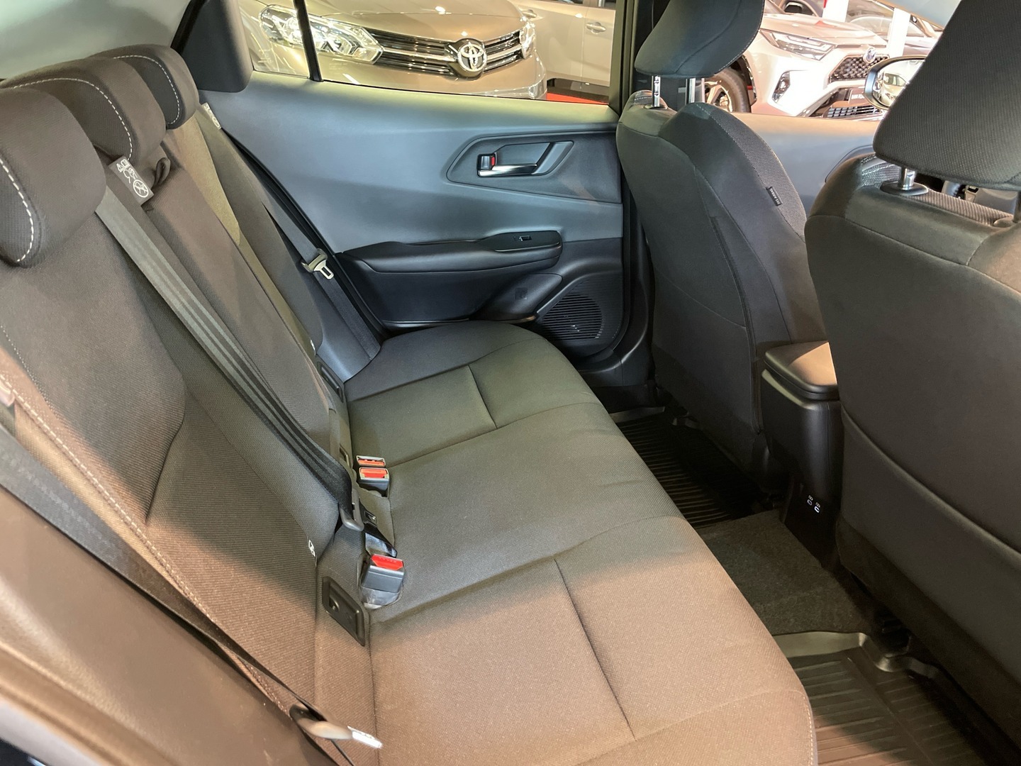 TOYOTA Prius Plug-in 2023