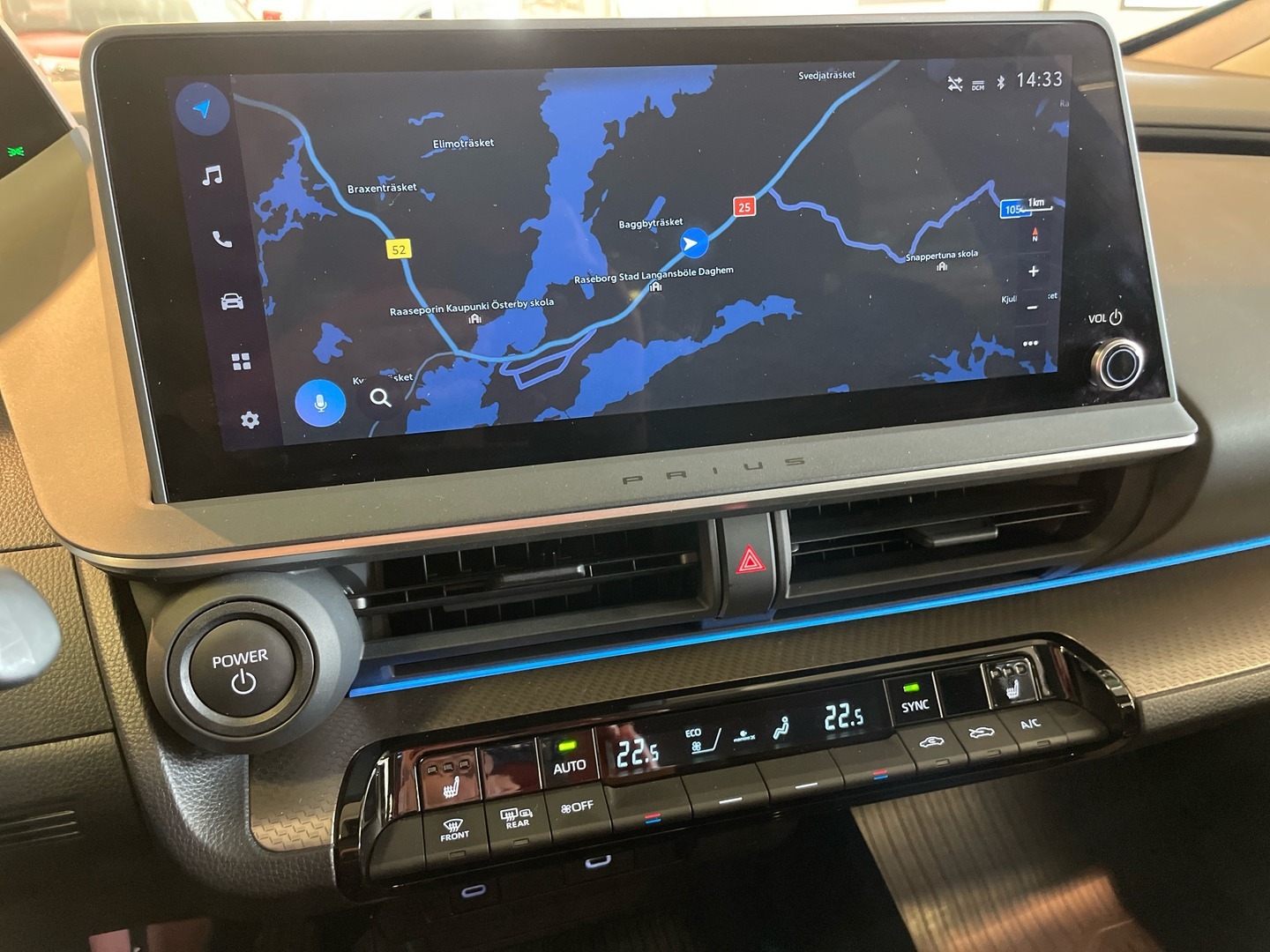 TOYOTA Prius Plug-in 2023