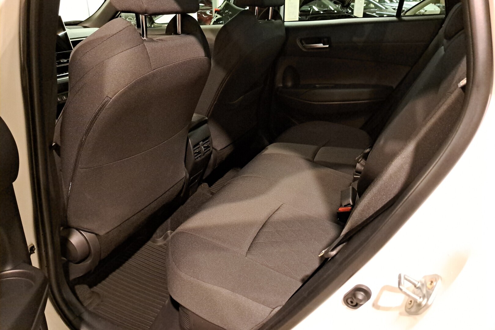 TOYOTA Corolla Cross 2025