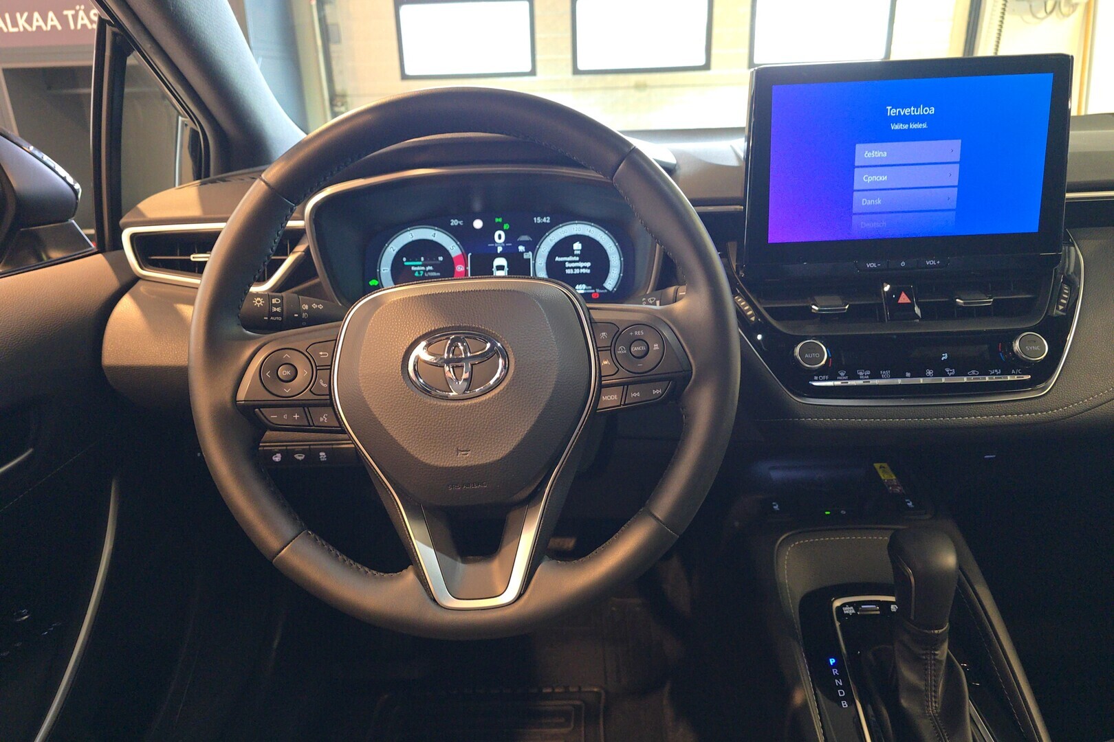 TOYOTA COROLLA 2026