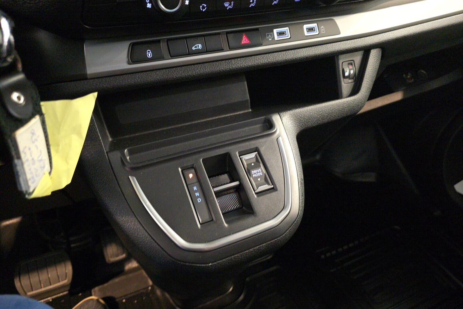 TOYOTA PROACE 2025